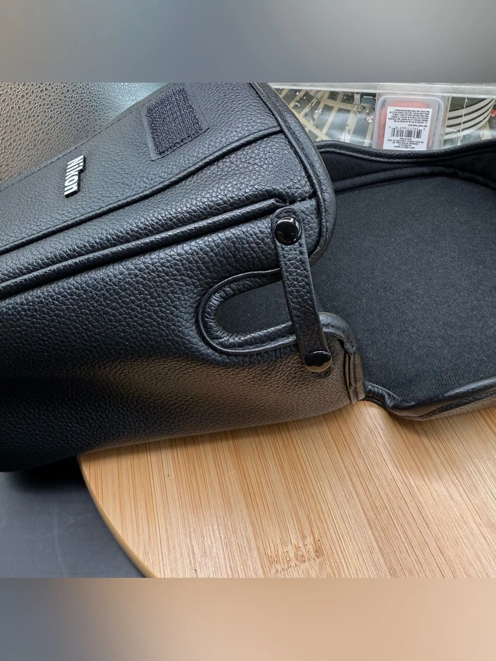 NIKON SLR Camera Semi-Soft Case CF-DC4 Black